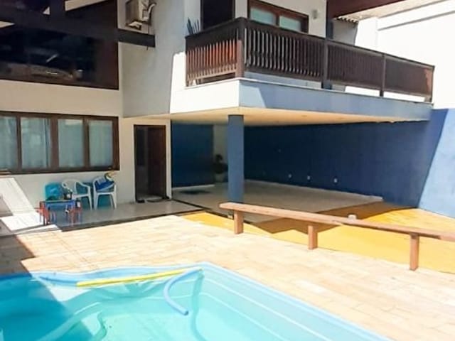 Casa com 550m² 4 quartos e 5 banheiros, à venda, no bairro Costa do Sol em Macaé