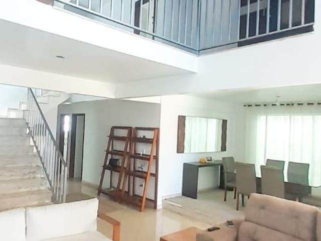 Casa com 550m² 4 quartos e 5 banheiros, à venda, no bairro Costa do Sol em Macaé