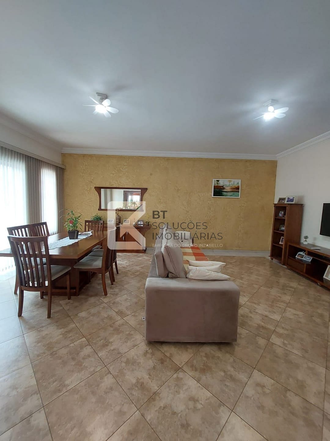 Casa, 3 quartos, 217 m² - Foto 3