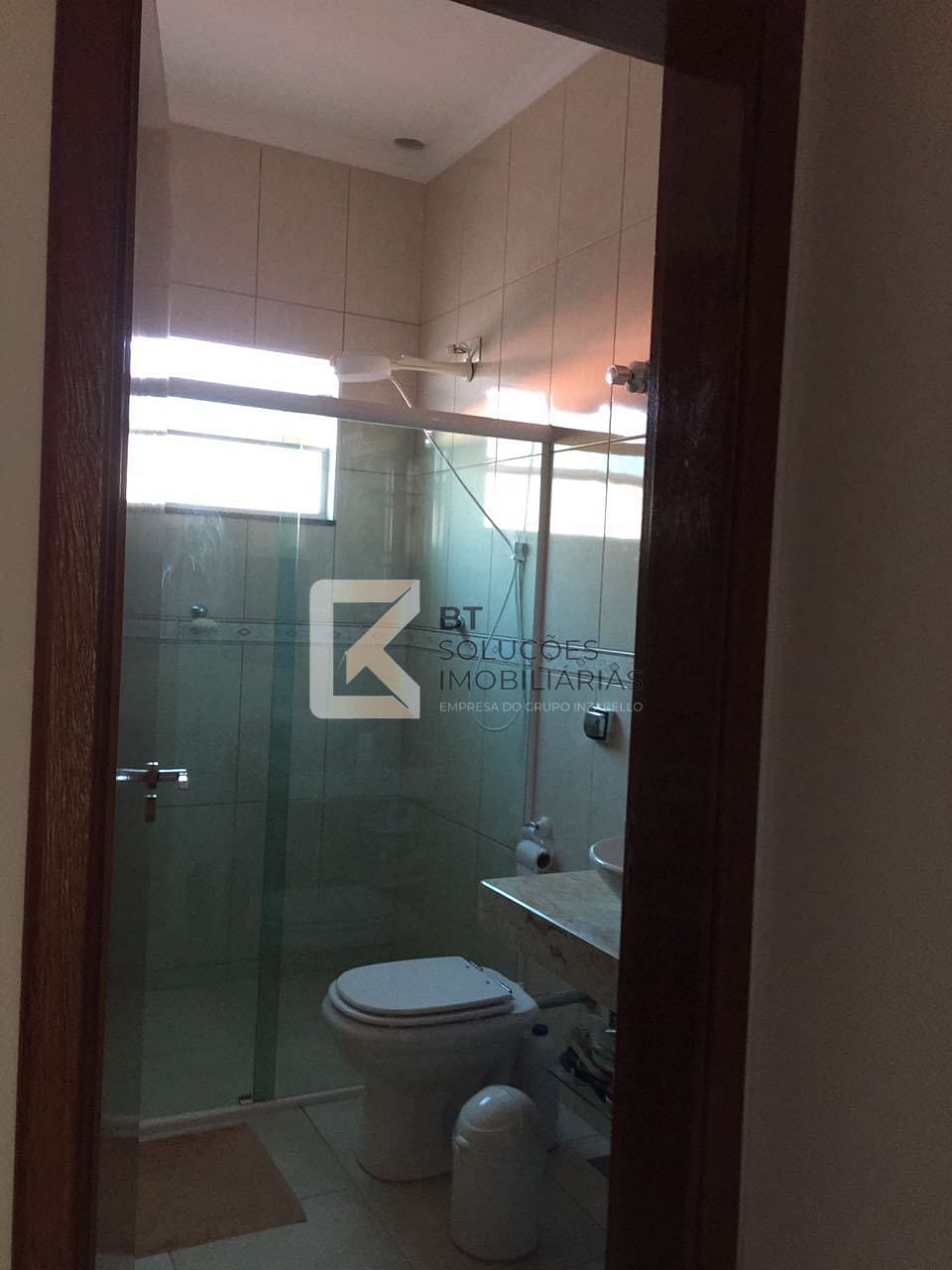 Casa à venda com 3 quartos, 217m² - Foto 4