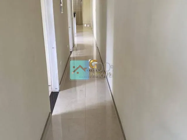 Casa com 125m² 3 quartos e 1 banheiro, à venda, no bairro Jardim dos Bandeirantes em São José dos Campos