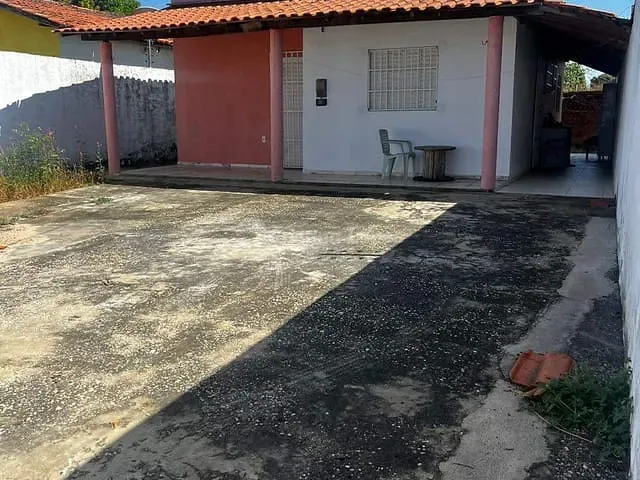 Casa com 300m² 3 quartos e 2 banheiros, à venda, no bairro Angelim em Teresina