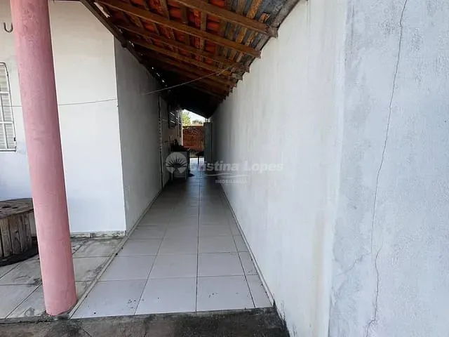 Casa com 300m² 3 quartos e 2 banheiros, à venda, no bairro Angelim em Teresina