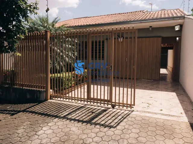 Casa com 250m² 3 quartos e 3 banheiros, à venda, no bairro Jardim Alphaville em Londrina