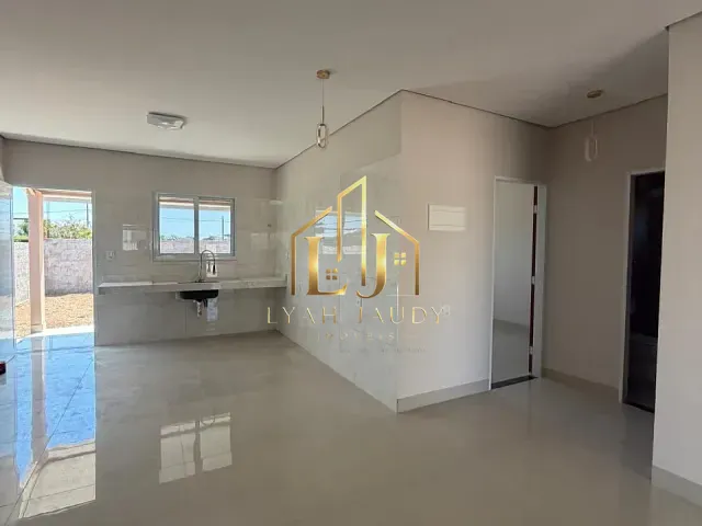 Casa com 360m² 2 quartos e 2 banheiros, à venda, no bairro Miraflores em Chapada dos Guimarães