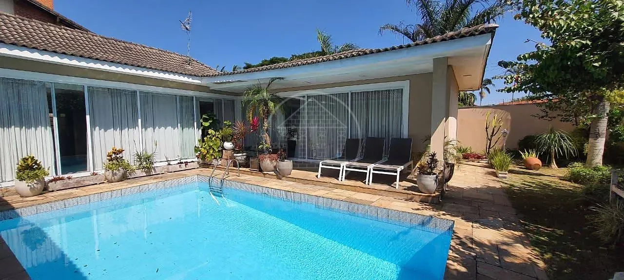 Casa, 3 quartos, 632 m² - Foto 1