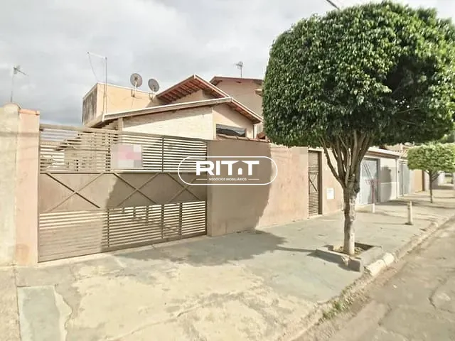 Casa com 250m² 3 quartos e 2 banheiros, à venda, no bairro João Aranha em Paulínia