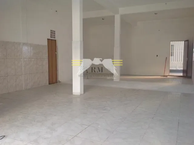 Casa com 335m² 4 quartos e 3 banheiros, à venda ou para alugar, no bairro Parque Colonial em São Paulo