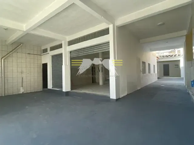 Casa com 335m² 4 quartos e 3 banheiros, à venda ou para alugar, no bairro Parque Colonial em São Paulo