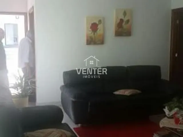 Casa com 400m² 3 quartos e 2 banheiros, à venda, no bairro Jardim das Nações em Taubaté