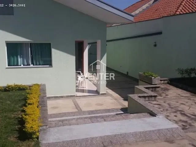 Casa com 400m² 3 quartos e 2 banheiros, à venda, no bairro Jardim das Nações em Taubaté