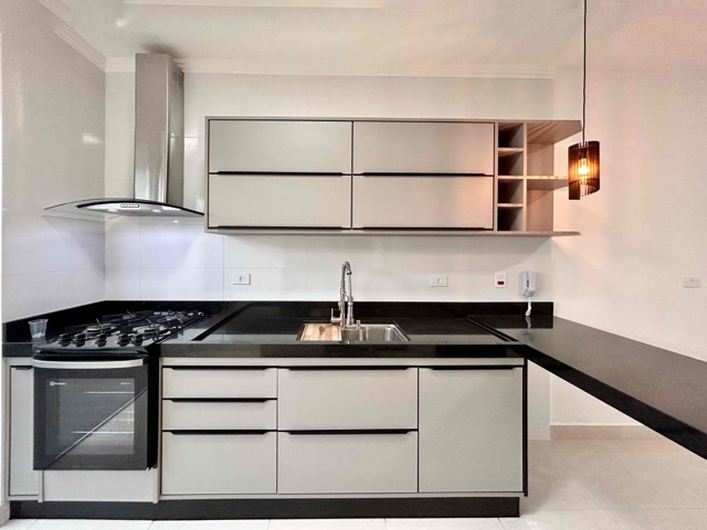 Foto do Sobrado - Sobrado em condomínio à venda no bairro do Rio do Ouro em Caraguatatuba, SP | Área 12 imóveis