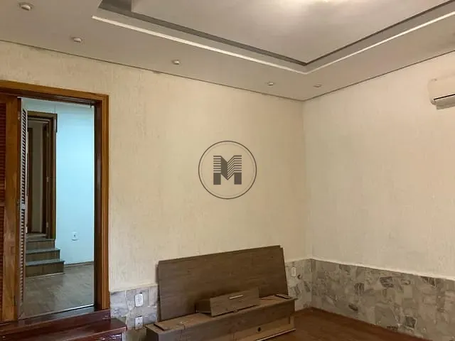 Casa com 300m² 3 quartos e 2 banheiros, à venda, no bairro Jardim Esplanada em Guaratinguetá