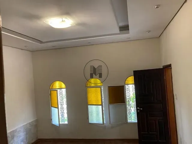 Casa com 300m² 3 quartos e 2 banheiros, à venda, no bairro Jardim Esplanada em Guaratinguetá