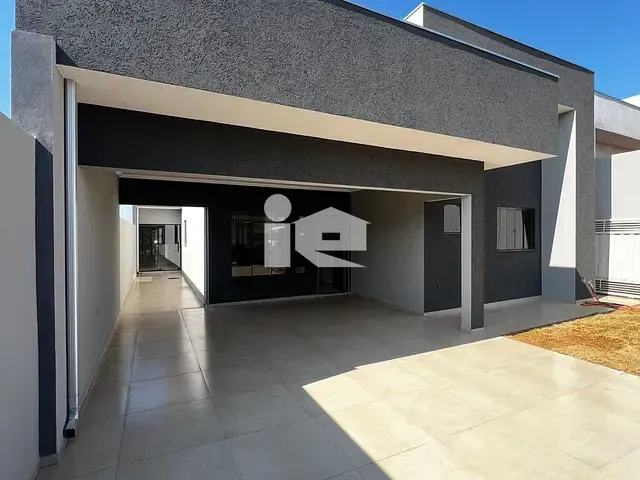 Casa 3 quartos e 3 banheiros, à venda, no bairro Jardim Moriá em Rolândia