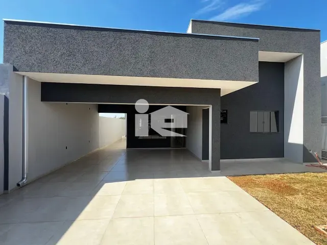 Casa 3 quartos e 3 banheiros, à venda, no bairro Jardim Moriá em Rolândia