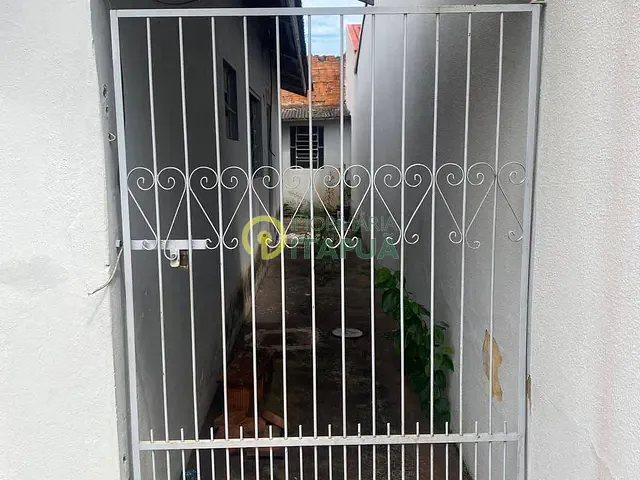 Casa com 90m² 2 quartos e 2 banheiros, à venda, no bairro Eucaliptos em Londrina