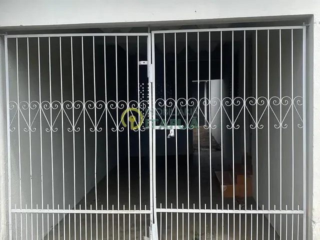 Casa com 90m² 2 quartos e 2 banheiros, à venda, no bairro Eucaliptos em Londrina