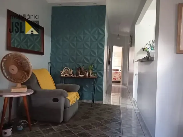 Casa com 78m² 3 quartos e 2 banheiros, à venda, no bairro Vila Santos em Caçapava
