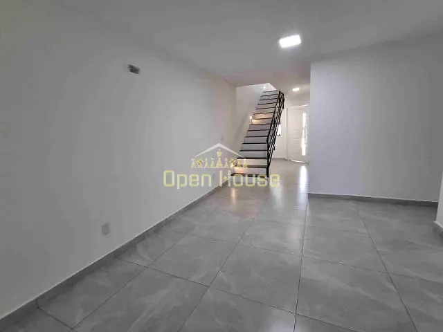 Casa com 150m² 3 quartos e 1 banheiro, à venda, no bairro Recanto Feliz (Califórnia da Barra) em Barra do Piraí