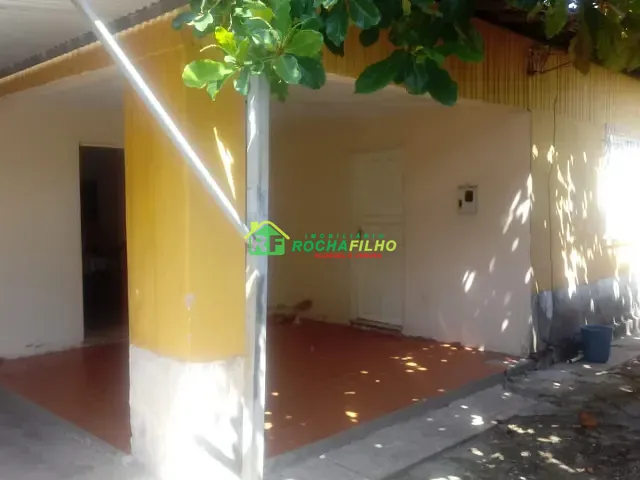 Casa com 413m² 4 quartos e 1 banheiro, à venda, no bairro Jóquei em Teresina