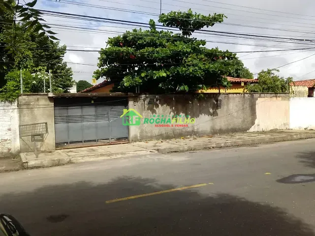Casa com 413m² 4 quartos e 1 banheiro, à venda, no bairro Jóquei em Teresina