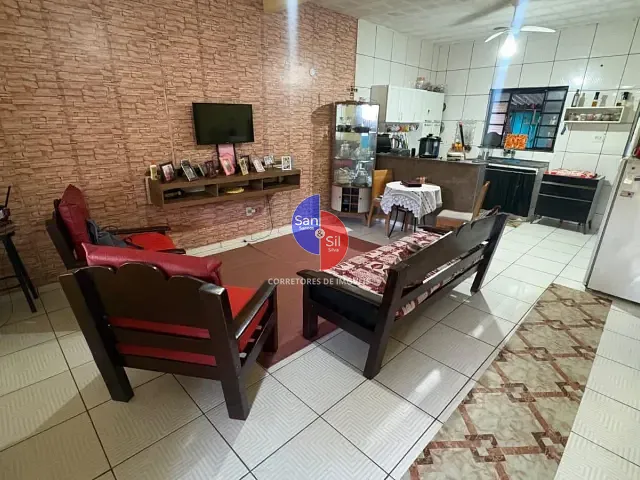 Casa 3 quartos e 2 banheiros, à venda, no bairro Limoeiro em Guapimirim