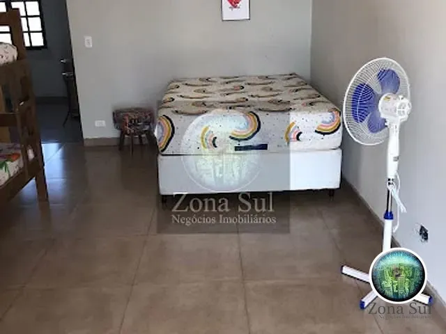 Casa com 200m² 2 quartos e 2 banheiros, à venda, no bairro Brigadeiro Tobias em Sorocaba