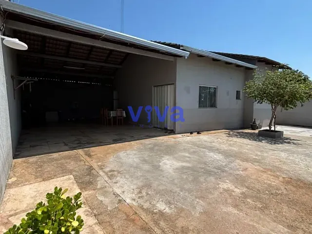 Casa com 243m² 3 quartos e 2 banheiros, à venda, no bairro Vila Oliveira em Aparecida de Goiânia