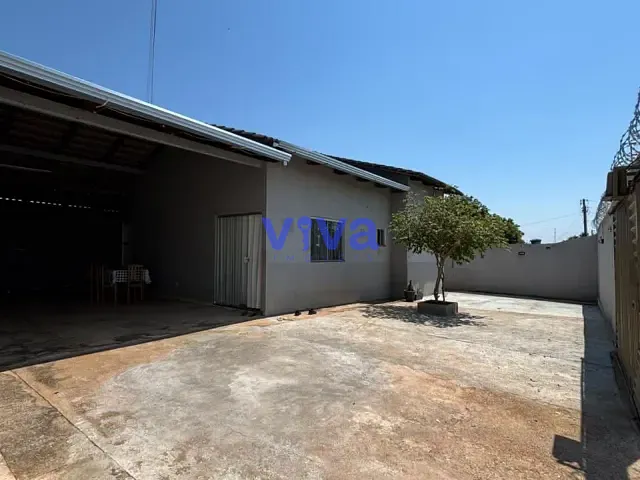 Casa com 243m² 3 quartos e 2 banheiros, à venda, no bairro Vila Oliveira em Aparecida de Goiânia