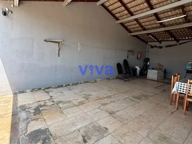 Casa com 243m² 3 quartos e 2 banheiros, à venda, no bairro Vila Oliveira em Aparecida de Goiânia