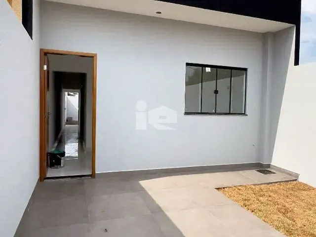 Casa 2 quartos e 1 banheiro, à venda, no bairro Jardim Nobre em Rolândia