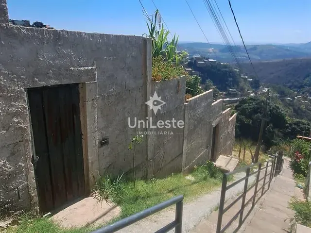 Casa 3 quartos e 2 banheiros, à venda, no bairro Conjunto Taquaril em Belo Horizonte