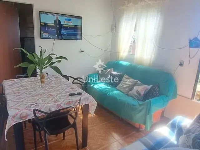 Casa 3 quartos e 2 banheiros, à venda, no bairro Conjunto Taquaril em Belo Horizonte