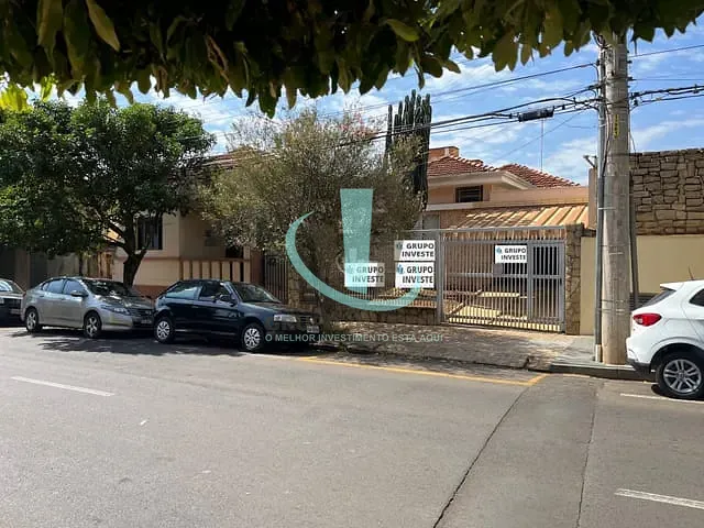 Casa com 240m² 2 quartos e 2 banheiros, à venda, no bairro CENTRO em ARARAQUARA