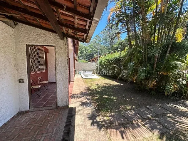 Casa com 15448m² 5 quartos e 3 banheiros, à venda ou para alugar, no bairro Carlos Guinle em Teresópolis