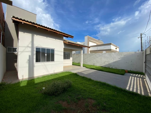 Casa com 250m² 2 quartos e 1 banheiro, à venda, no bairro Loteamento Quatro Estações Boulevard em Sinop