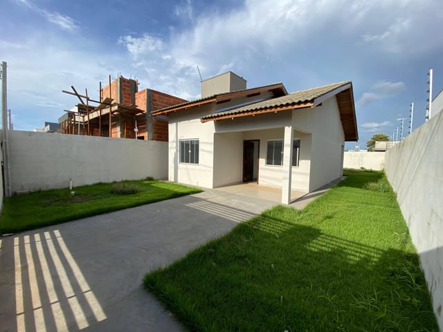 Casa com 250m² 2 quartos e 1 banheiro, à venda, no bairro Loteamento Quatro Estações Boulevard em Sinop