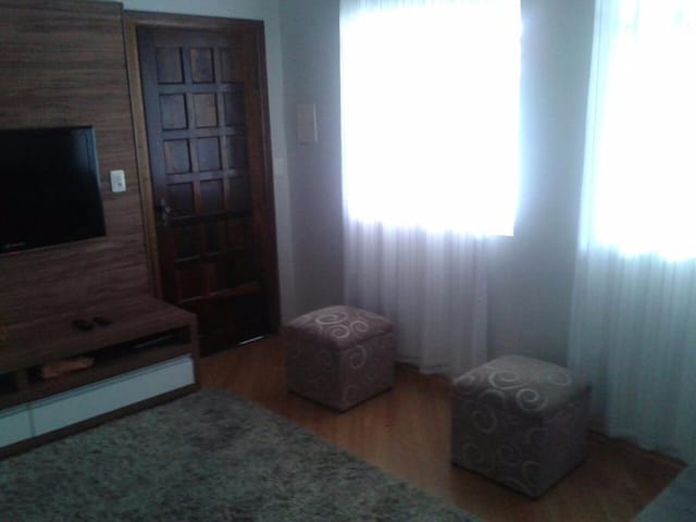 Foto do Casa - Bela CASA no Jd. Satélite, 70m² 2 dorms, 2 vagas,móveis planejados,portão eletrônico,churrasqueira, próxima a Av. Cidade Jardim | RUSSI IMÓVEIS