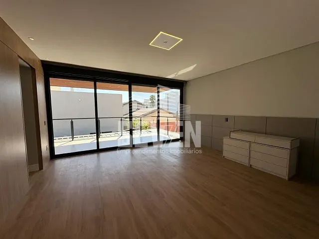 Casa com 360m² 3 quartos e 5 banheiros, à venda, no bairro Residencial Villaggio III em Bauru