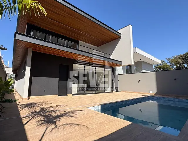 Casa com 360m² 3 quartos e 5 banheiros, à venda, no bairro Residencial Villaggio III em Bauru