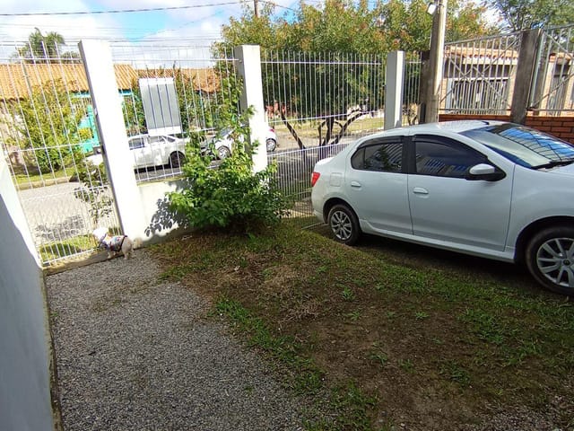 Casa com 125m² 2 quartos e 1 banheiro, à venda, no bairro Arco-Íris em Pelotas