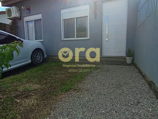 Casa com 125m² 2 quartos e 1 banheiro, à venda, no bairro Arco-Íris em Pelotas