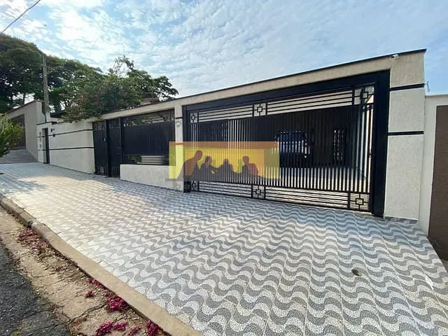 Casa com 480m² 5 quartos e 3 banheiros, à venda, no bairro Parque das Universidades em Campinas