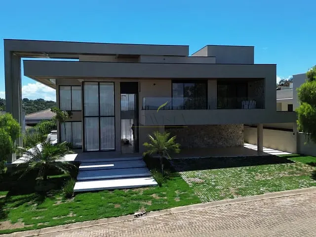 Casa 5 quartos e 7 banheiros, à venda, no bairro Laranjeiras em Piracaia