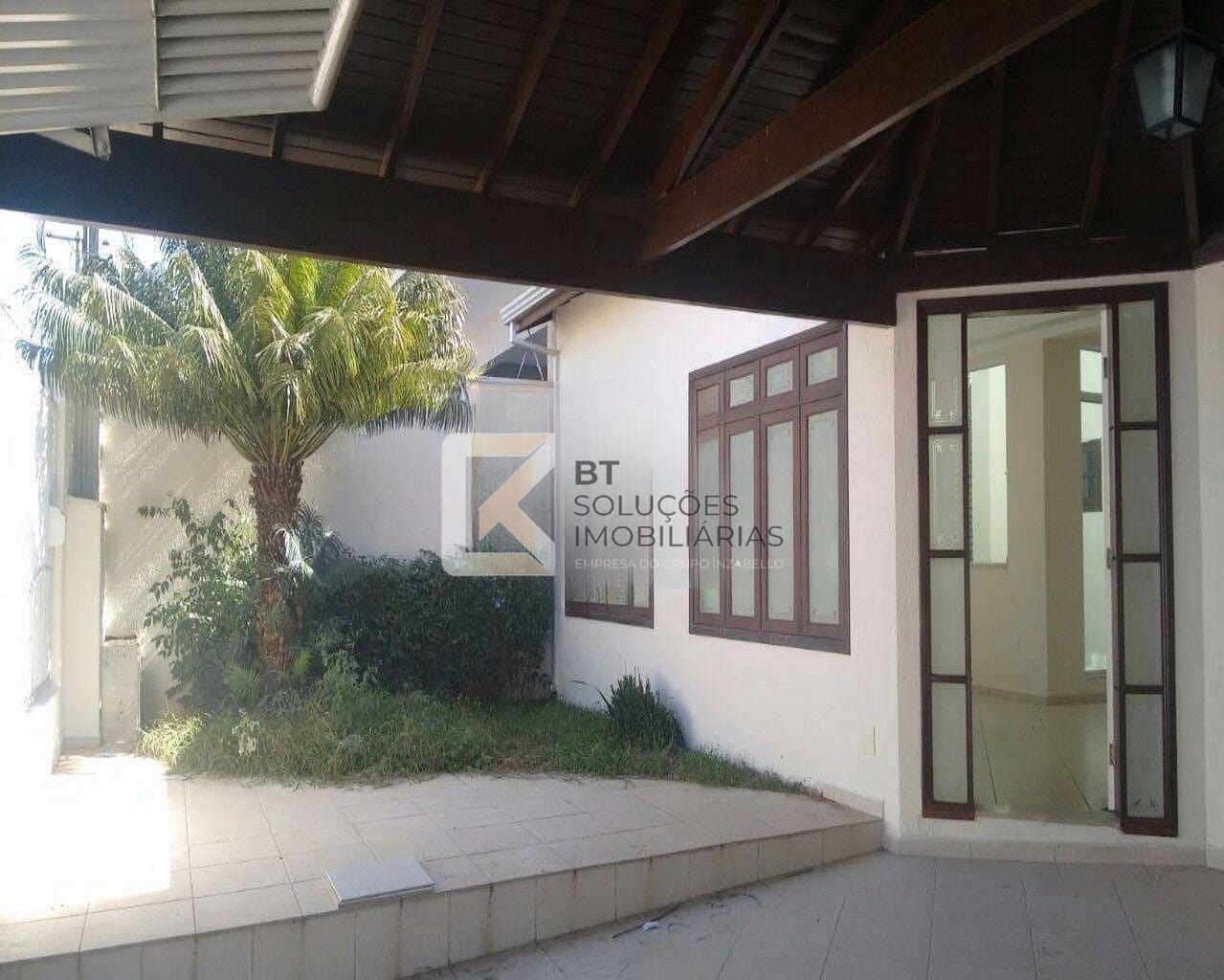 Casa à venda com 3 quartos, 207m² - Foto 3