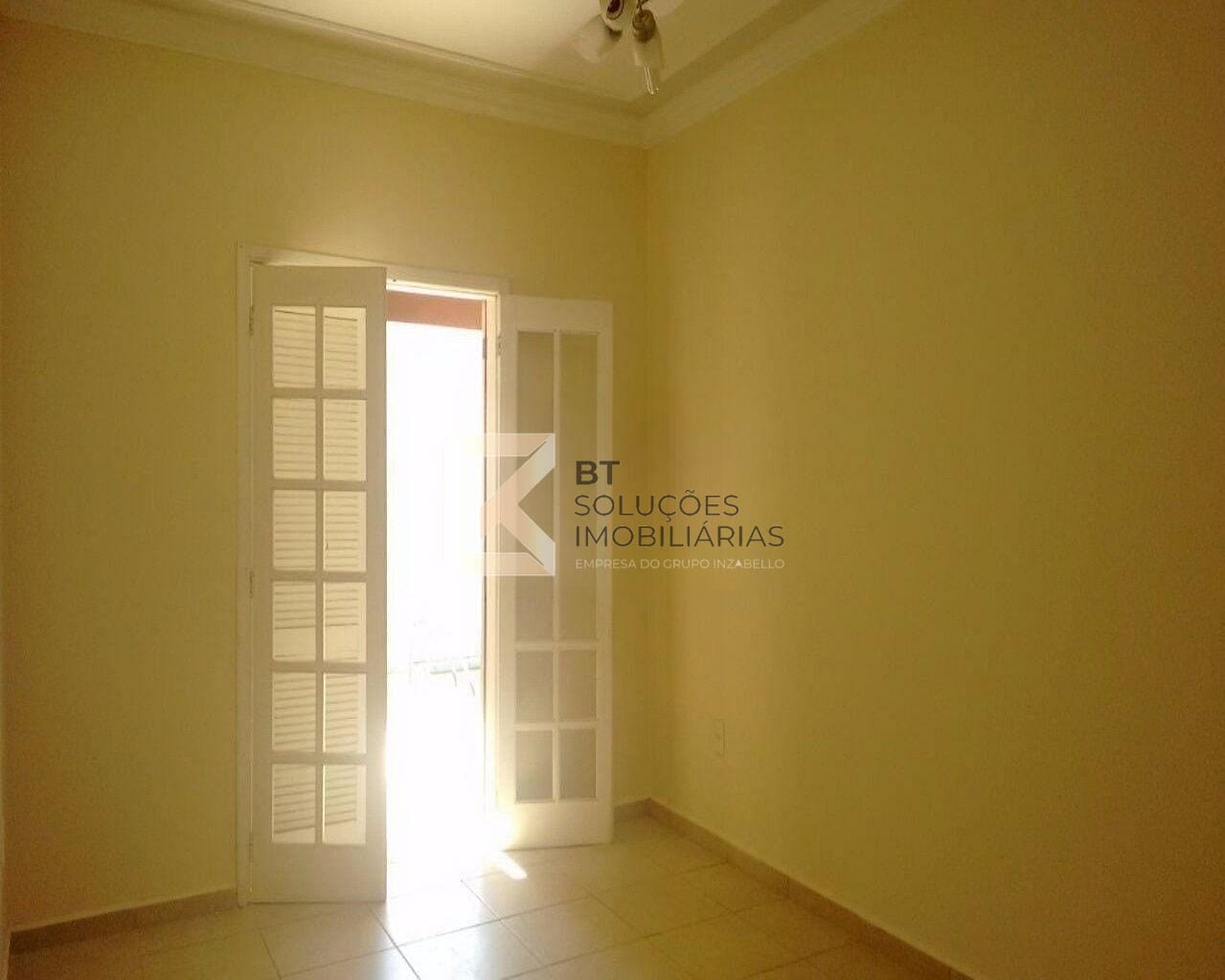 Casa à venda com 3 quartos, 207m² - Foto 16