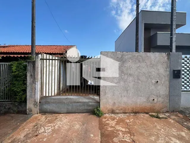 Casa com 128m² 2 quartos e 1 banheiro, à venda, no bairro Jardim Europa em Rolândia