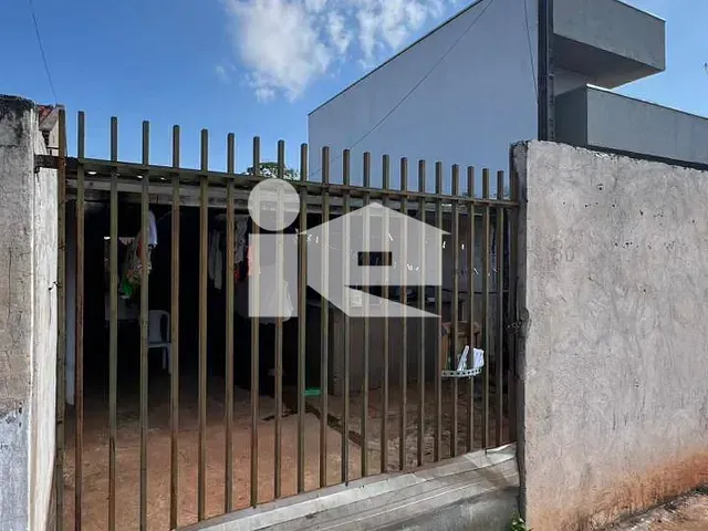 Casa com 128m² 2 quartos e 1 banheiro, à venda, no bairro Jardim Europa em Rolândia