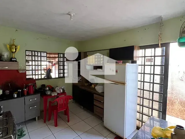 Casa com 128m² 2 quartos e 1 banheiro, à venda, no bairro Jardim Europa em Rolândia
